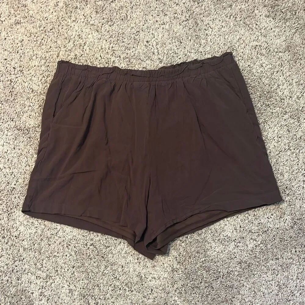 Torrid‎ Brown Mid Rise Paperbag Waist Shorts 2X